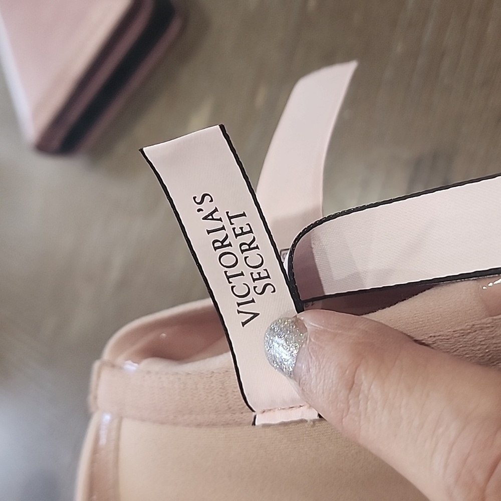 Vs Strapless - image 3